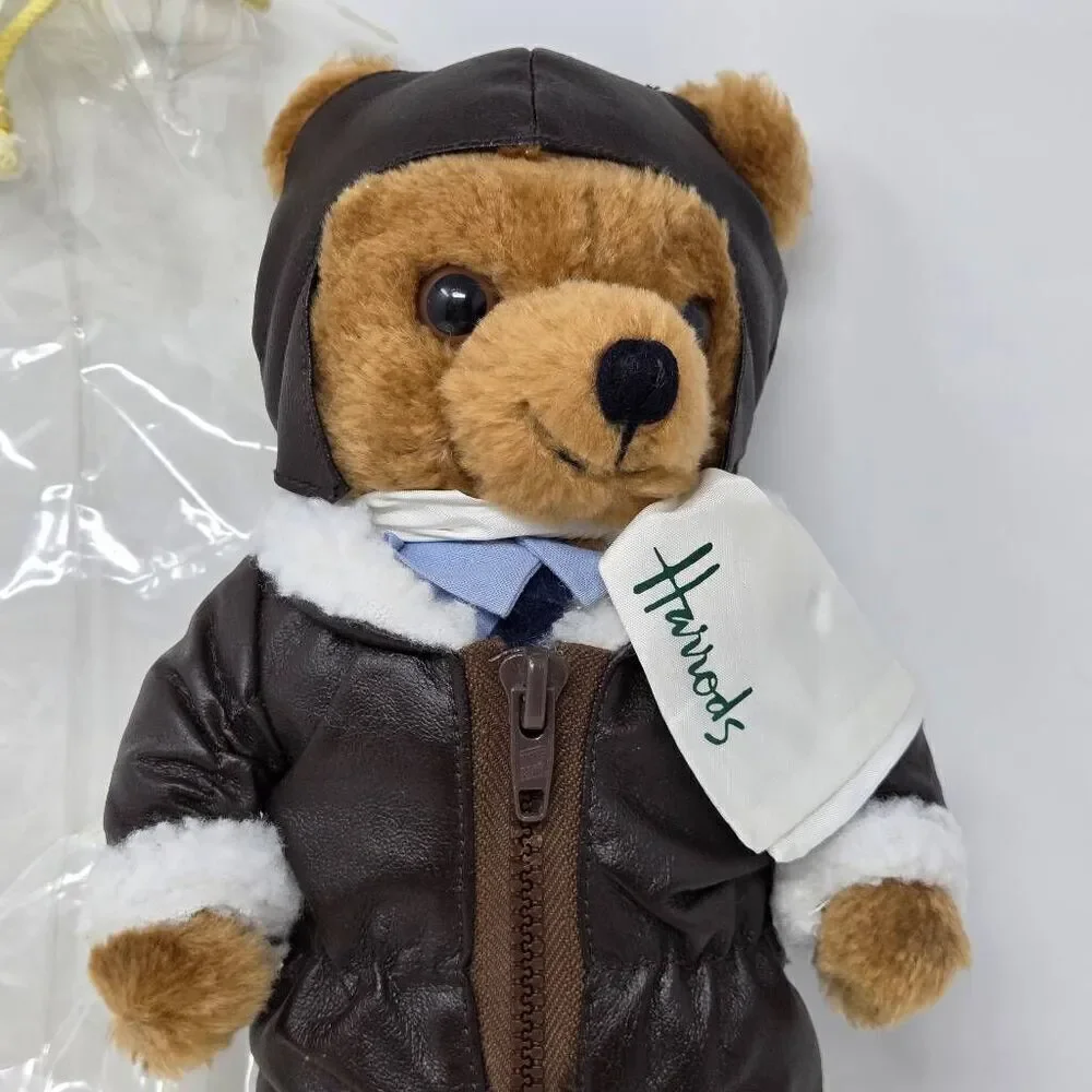 HARRODS AVIATOR MCGUIRE PILOT BEAR IN FAUX LEATHER BOMBER JACKET HAT & SCARF